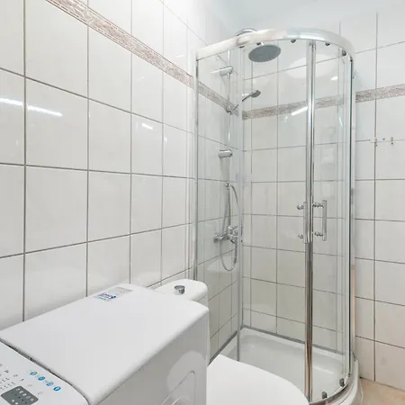 Greta Daire Costa Del Silencio