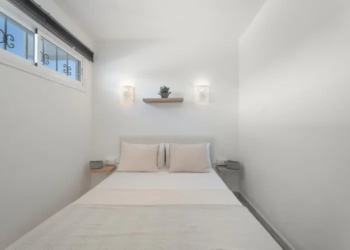 Greta Costa del Silencio